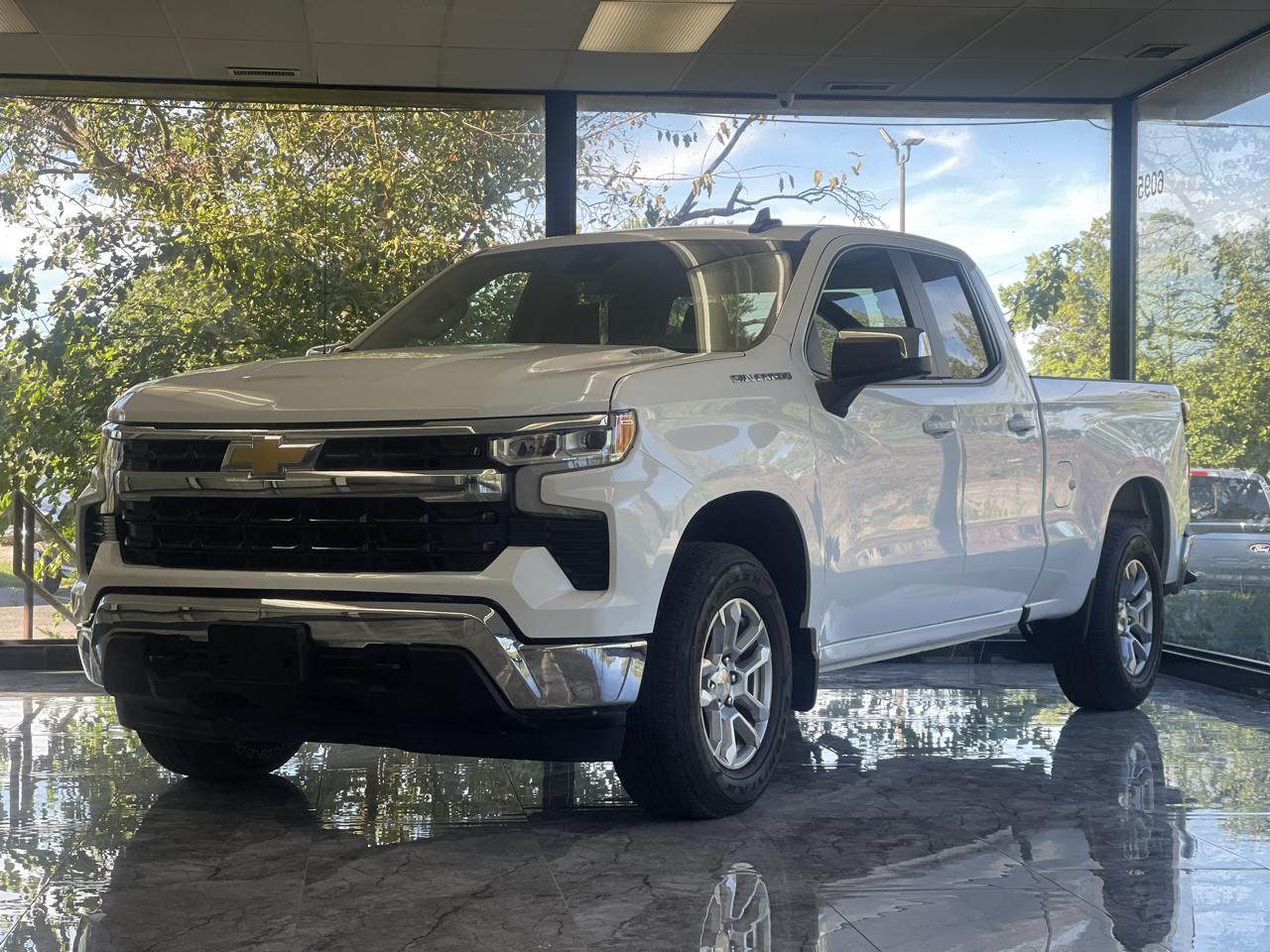 Chevrolet Silverado 1500 LT-L Double Cab 4WD 2024