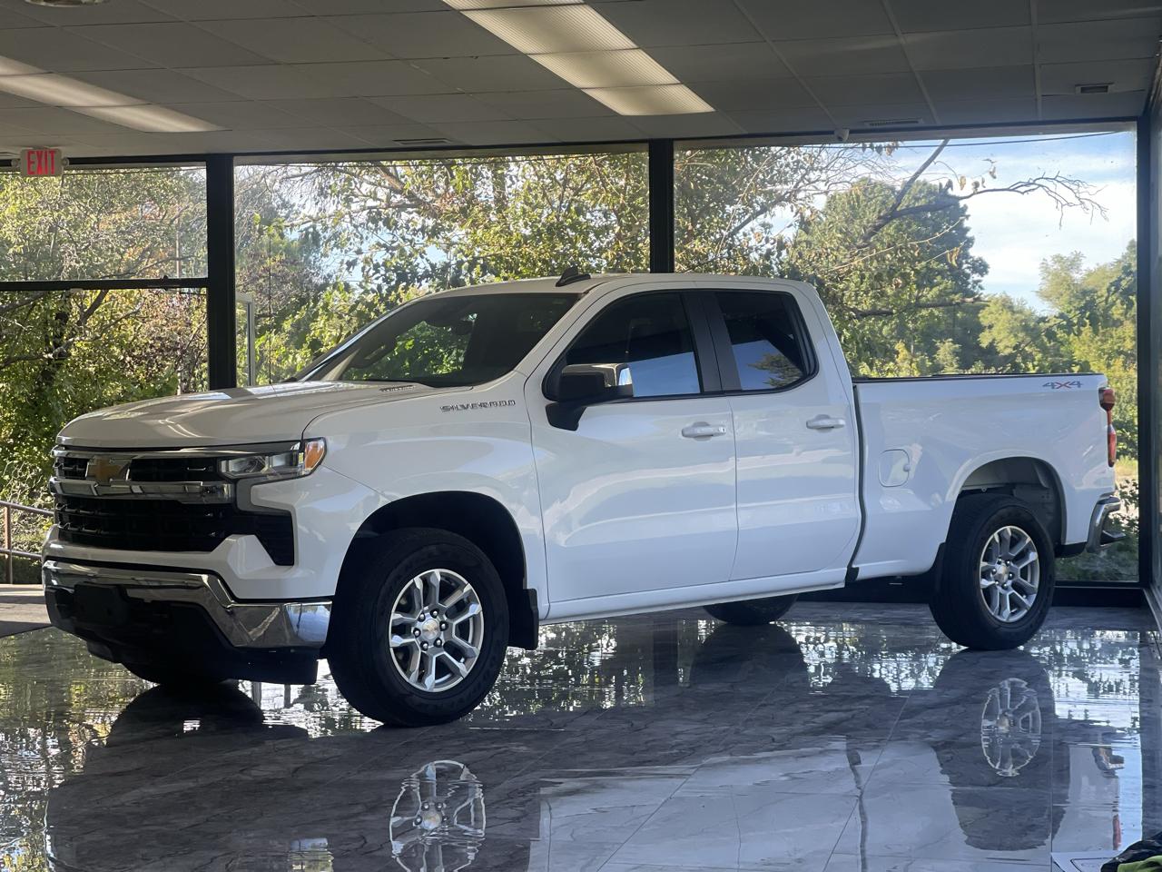 Chevrolet Silverado 1500 LT-L Double Cab 4WD 2024