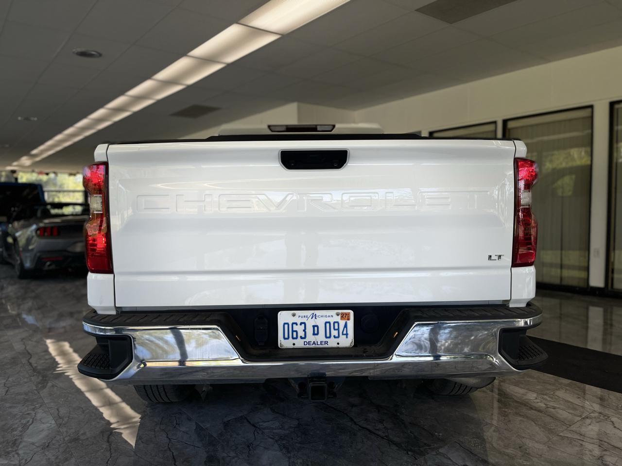 Chevrolet Silverado 1500 LT-L Double Cab 4WD 2024