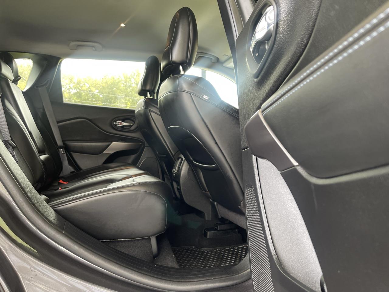 Jeep Cherokee Latitude Plus 4WD 2020