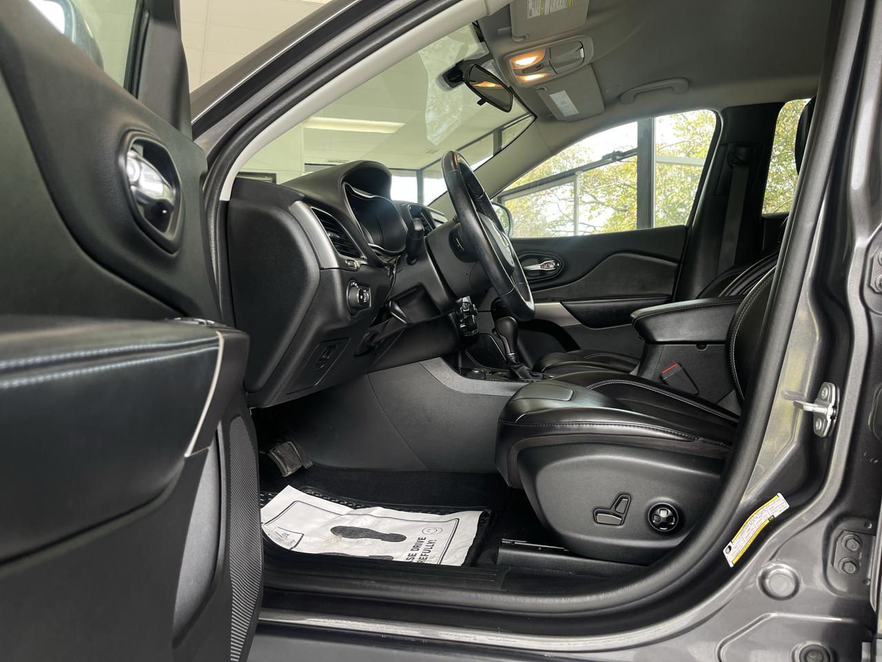 Jeep Cherokee Latitude Plus 4WD 2020