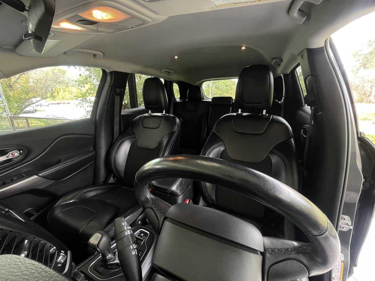 Jeep Cherokee Latitude Plus 4WD 2020