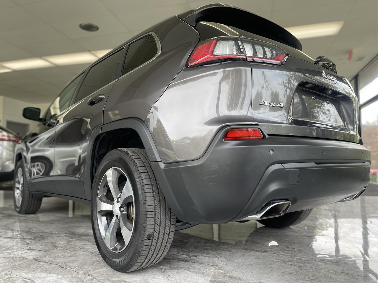 Jeep Cherokee Latitude Plus 4WD 2020