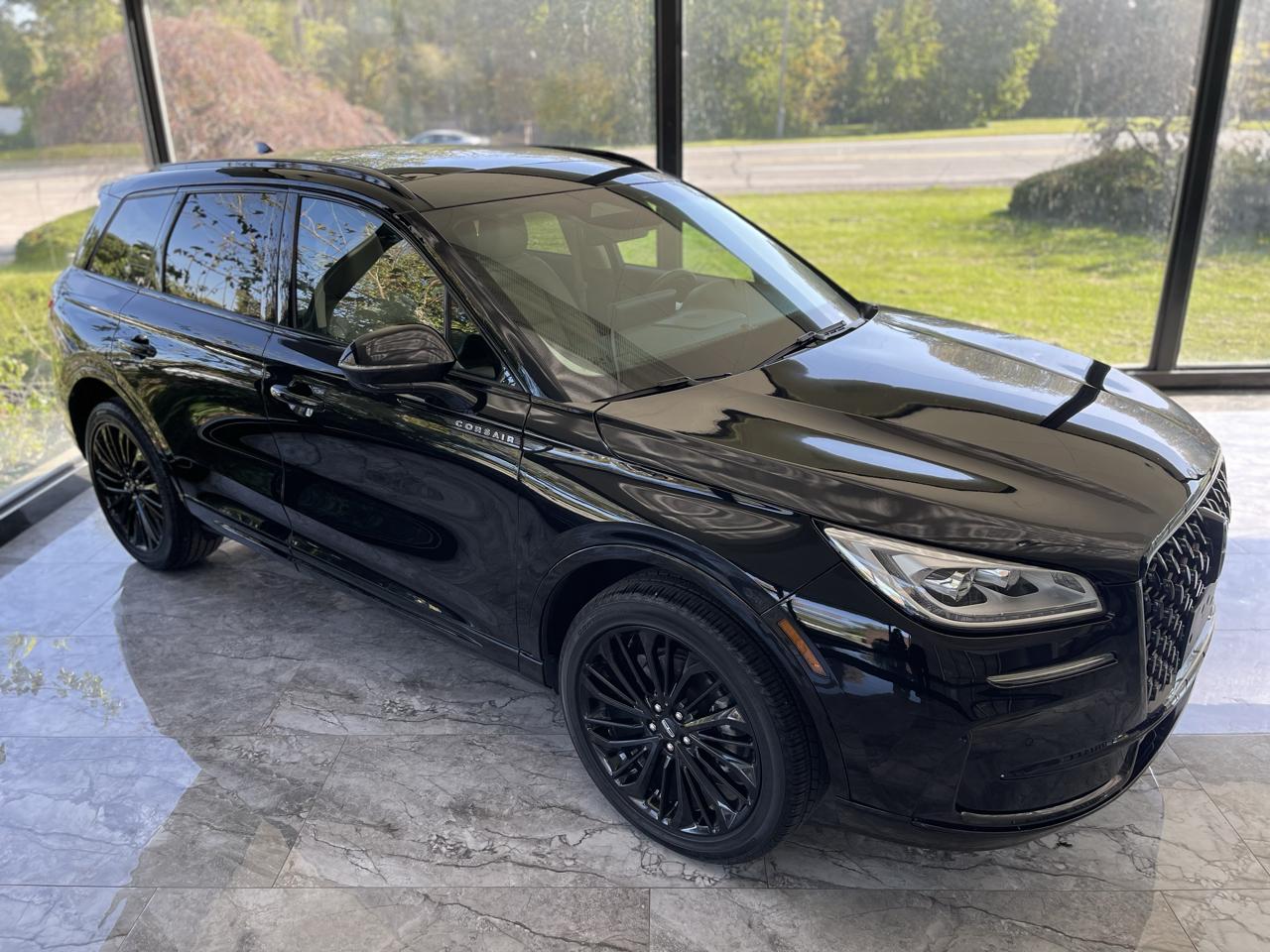 Lincoln Corsair Reserve AWD 2023