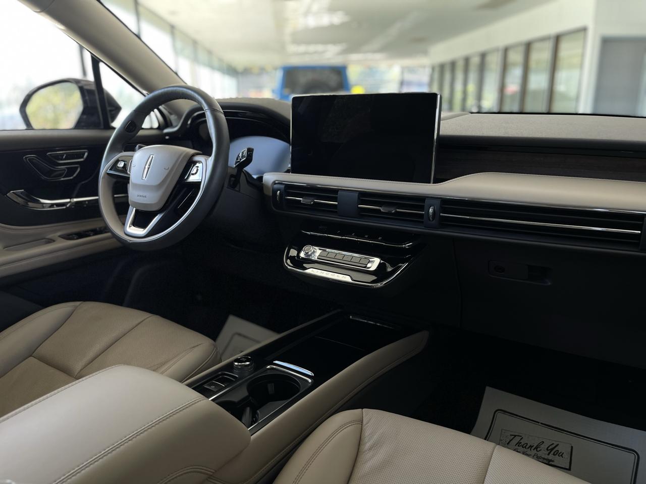 Lincoln Corsair Reserve AWD 2023