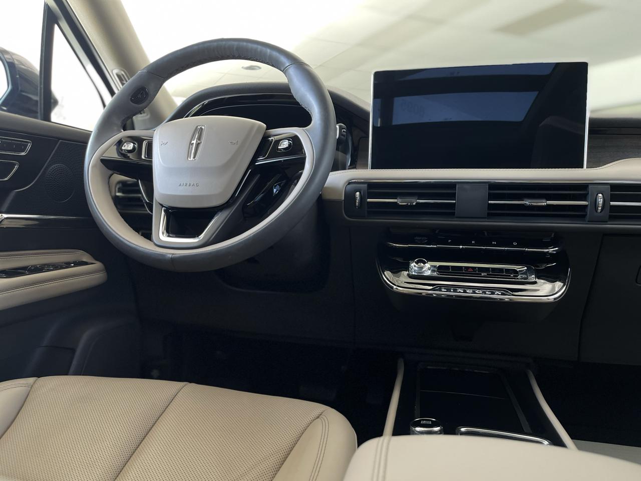 Lincoln Corsair Reserve AWD 2023