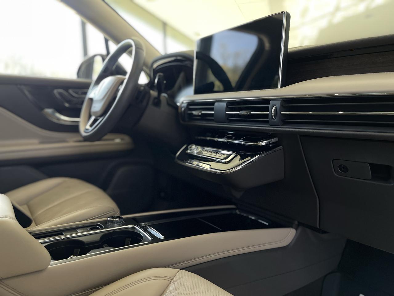 Lincoln Corsair Reserve AWD 2023