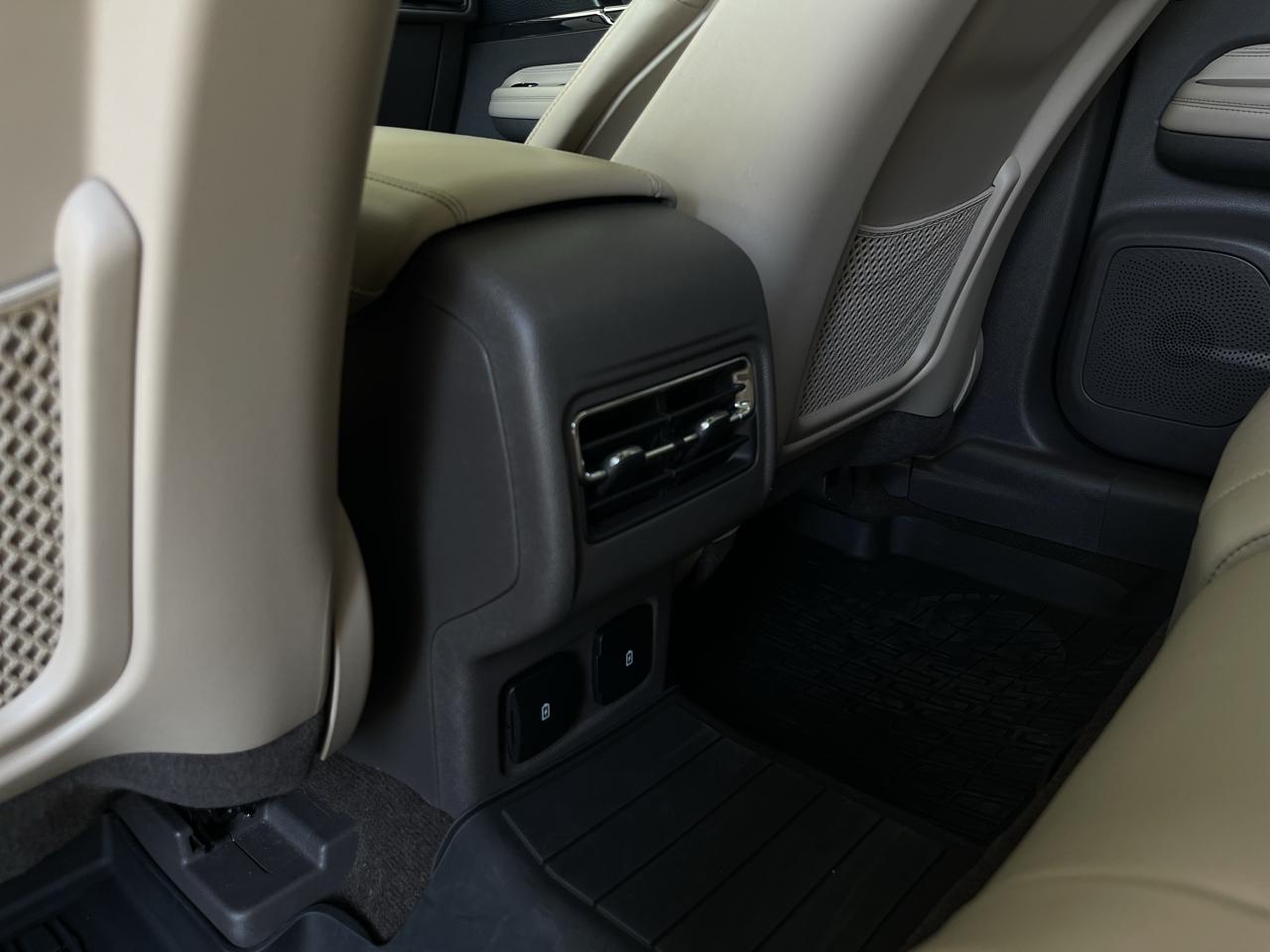 Lincoln Corsair Reserve AWD 2023