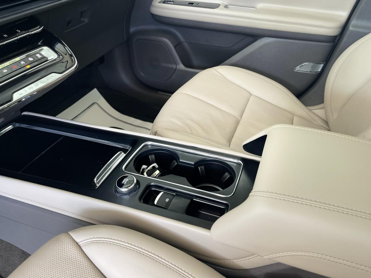 Lincoln Corsair Reserve AWD 2023