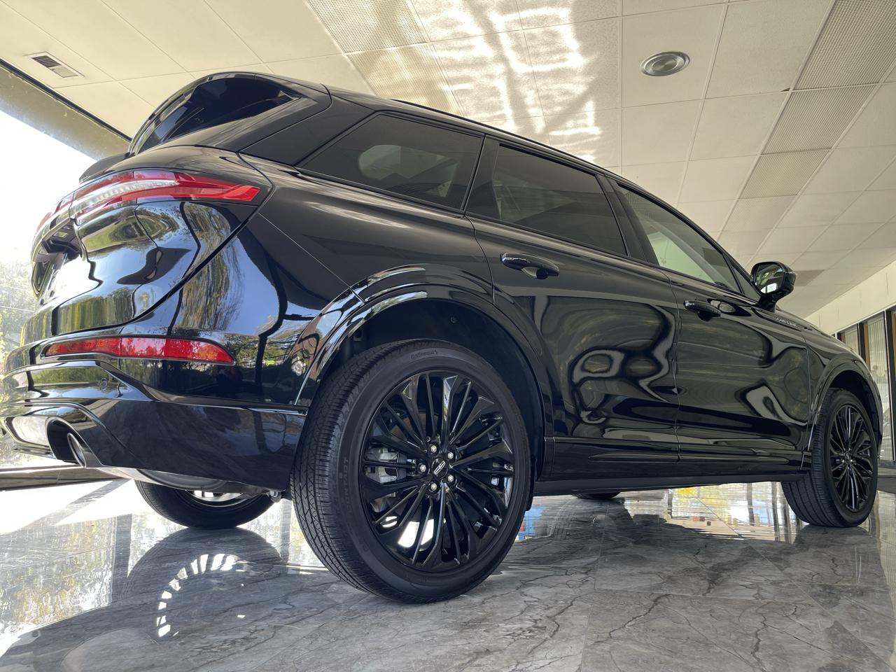 Lincoln Corsair Reserve AWD 2023