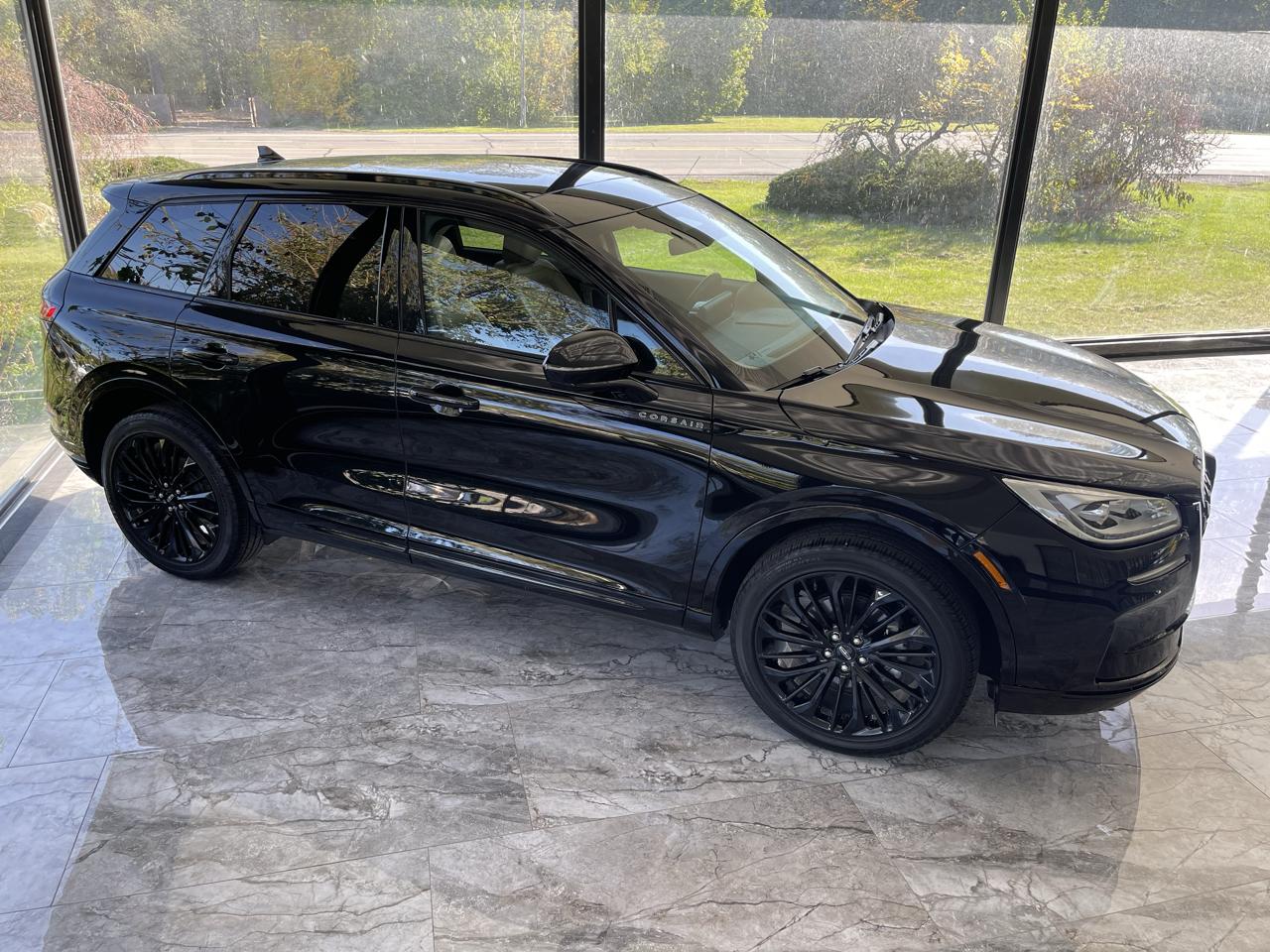 Lincoln Corsair Reserve AWD 2023