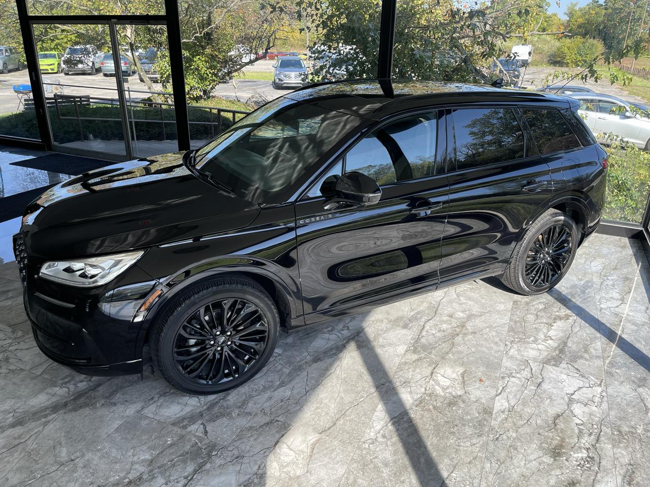 Lincoln Corsair Reserve AWD 2023