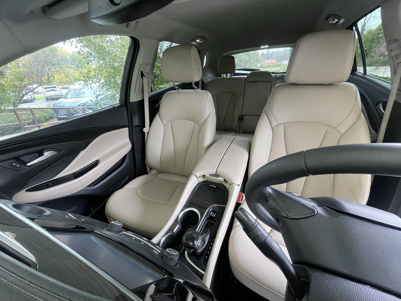 Buick Envision Essense 2020