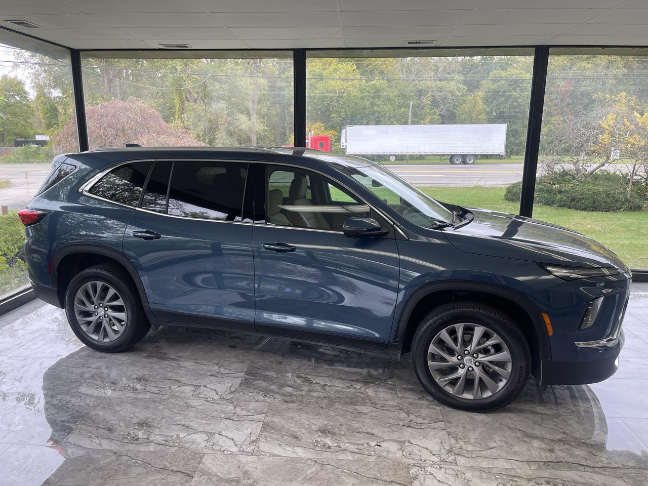 Buick Enclave Preferred FWD 2026