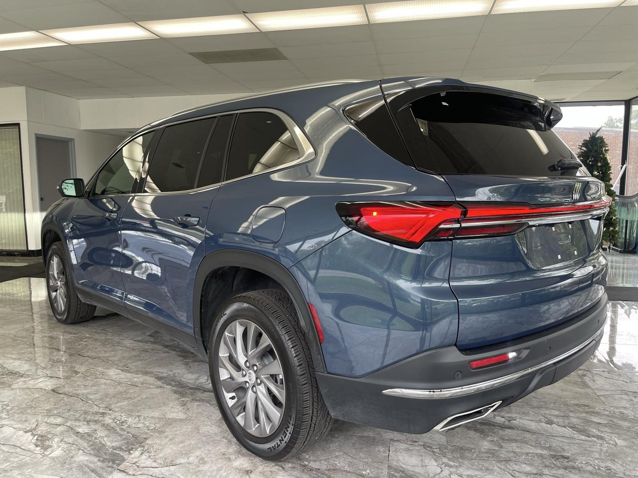 Buick Enclave Preferred FWD 2026