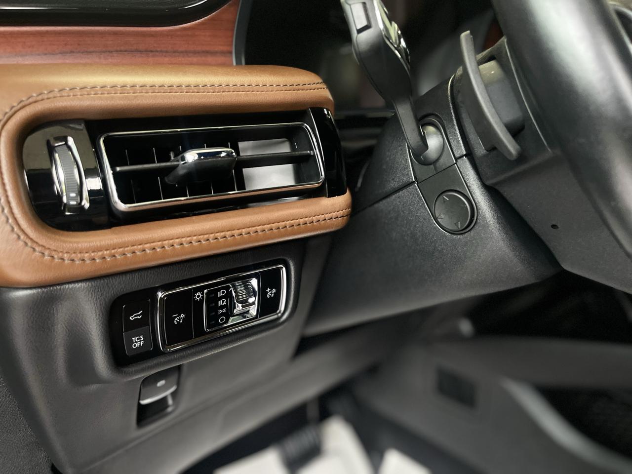 Lincoln Nautilus Reserve AWD 2023
