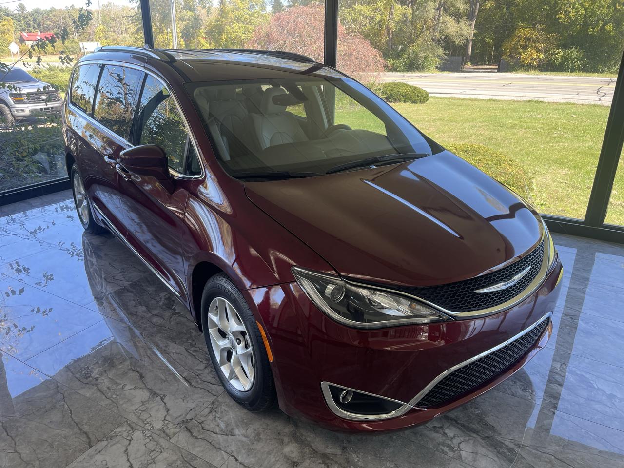 Chrysler Pacifica Touring-L Plus 2017