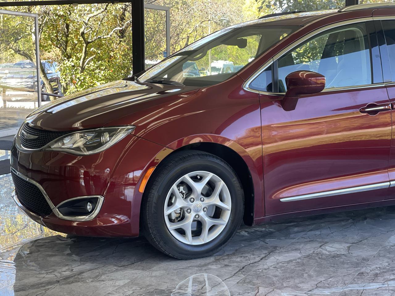 Chrysler Pacifica Touring-L Plus 2017