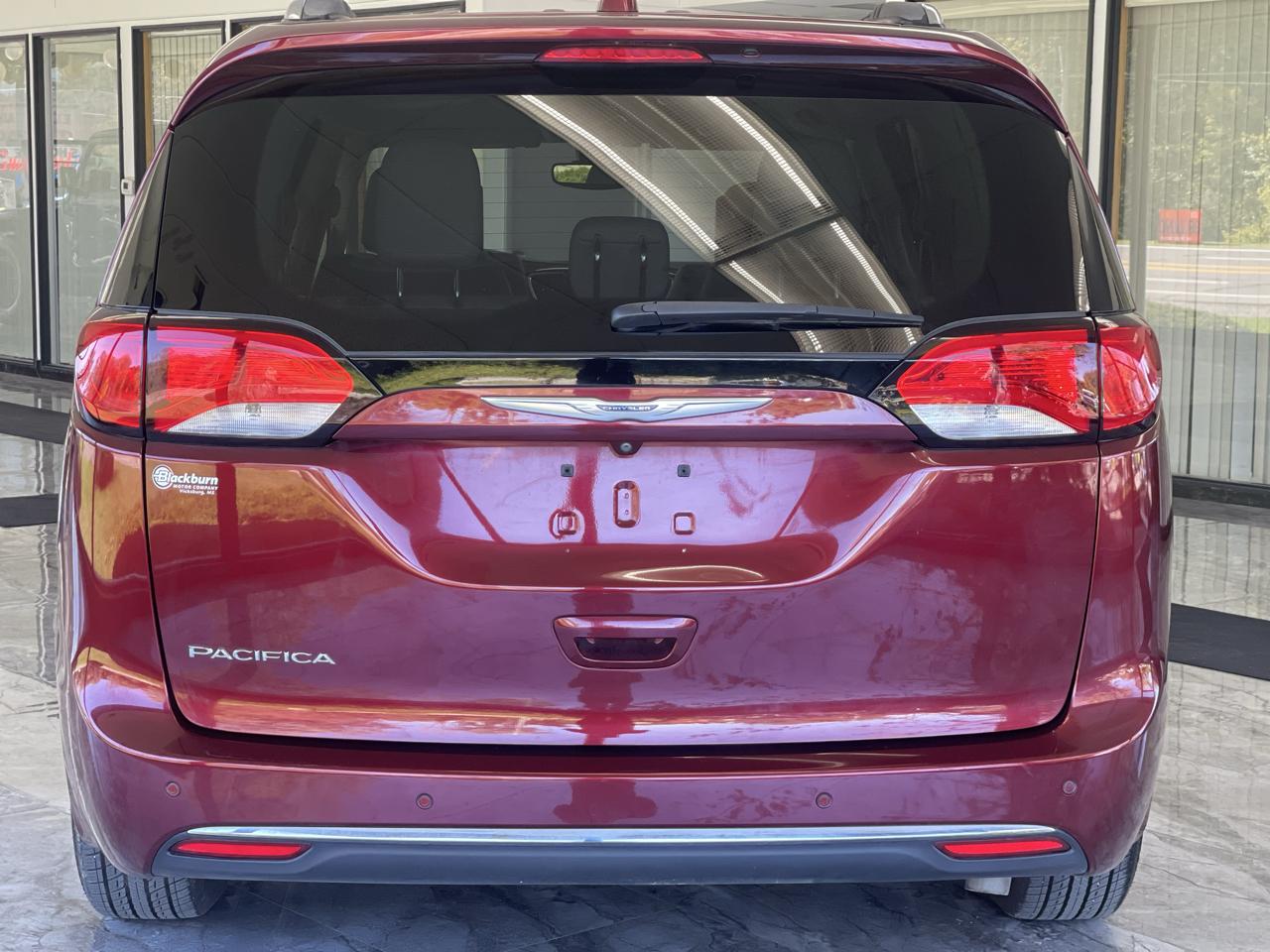 Chrysler Pacifica Touring-L Plus 2017