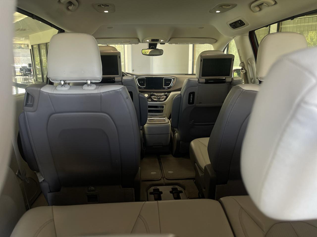 Chrysler Pacifica Touring-L Plus 2017