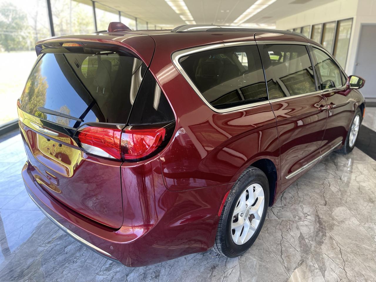 Chrysler Pacifica Touring-L Plus 2017