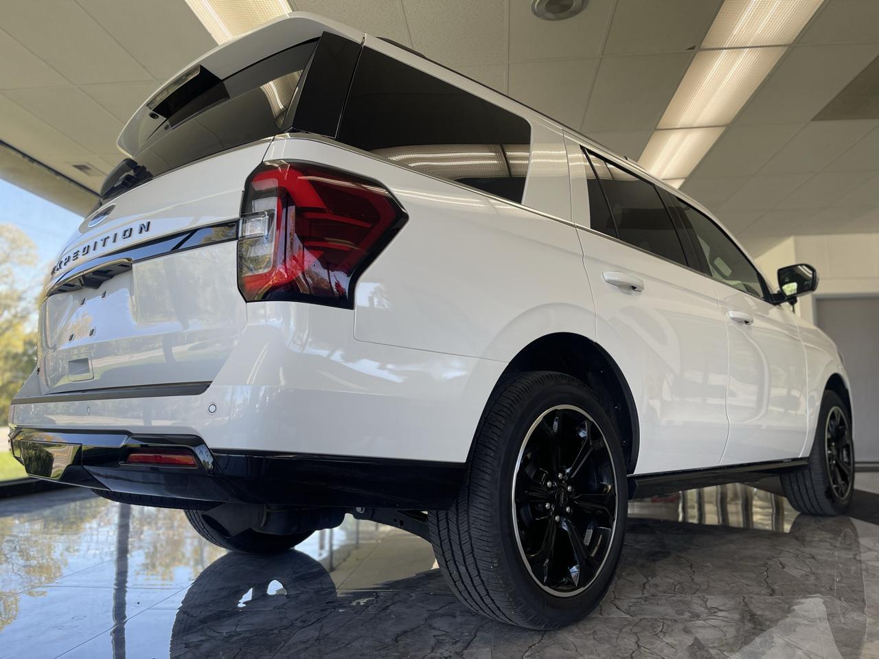 Ford Expedition Limited 4WD 2023