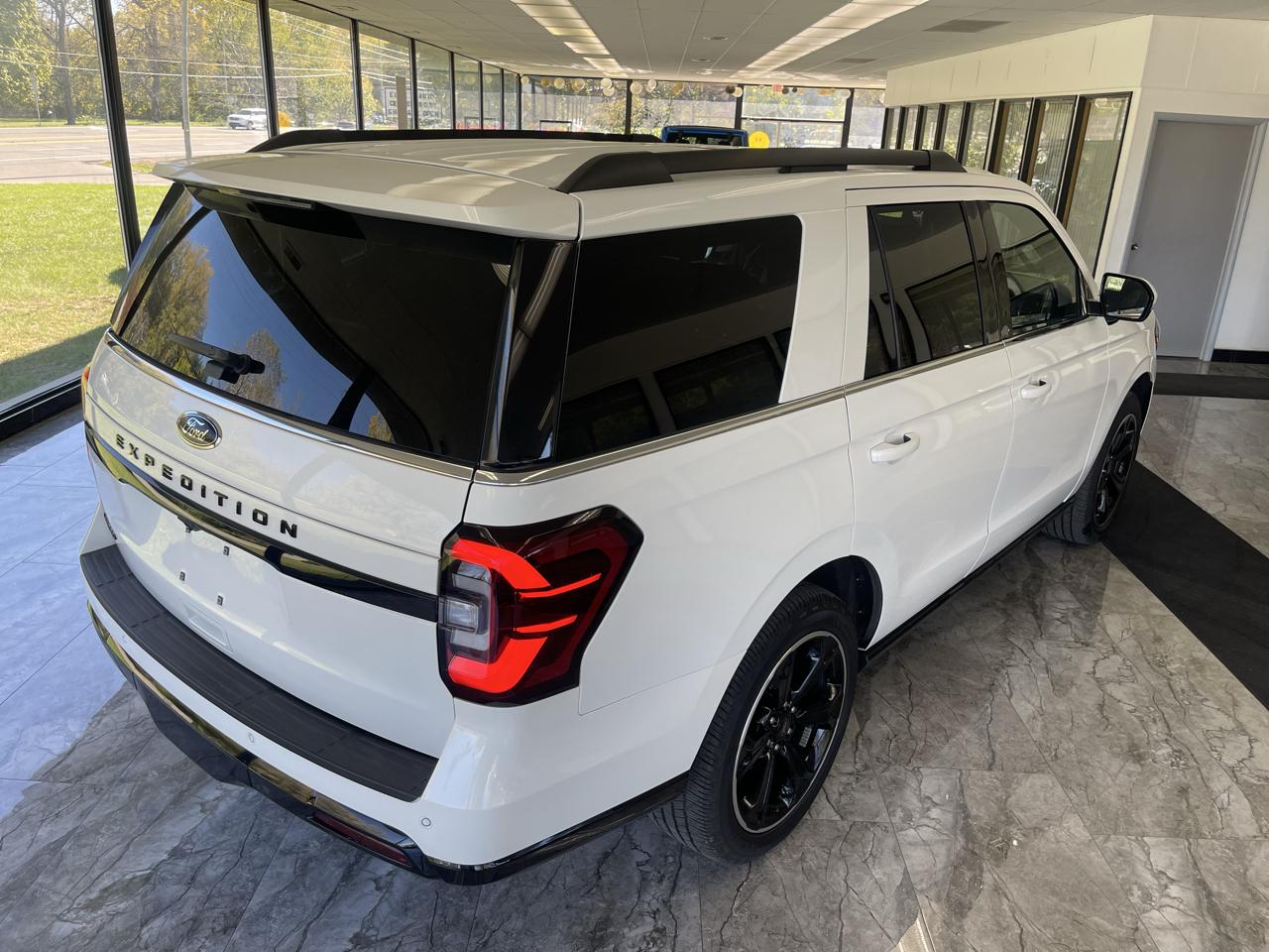 Ford Expedition Limited 4WD 2023