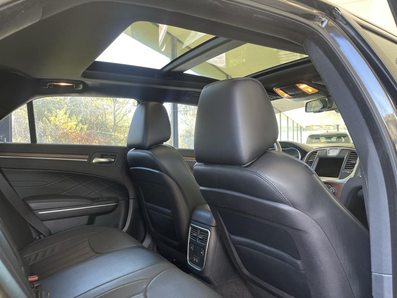 Chrysler 300 C Platinum RWD 2015