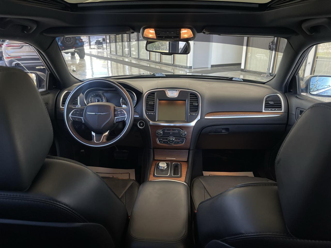 Chrysler 300 C Platinum RWD 2015