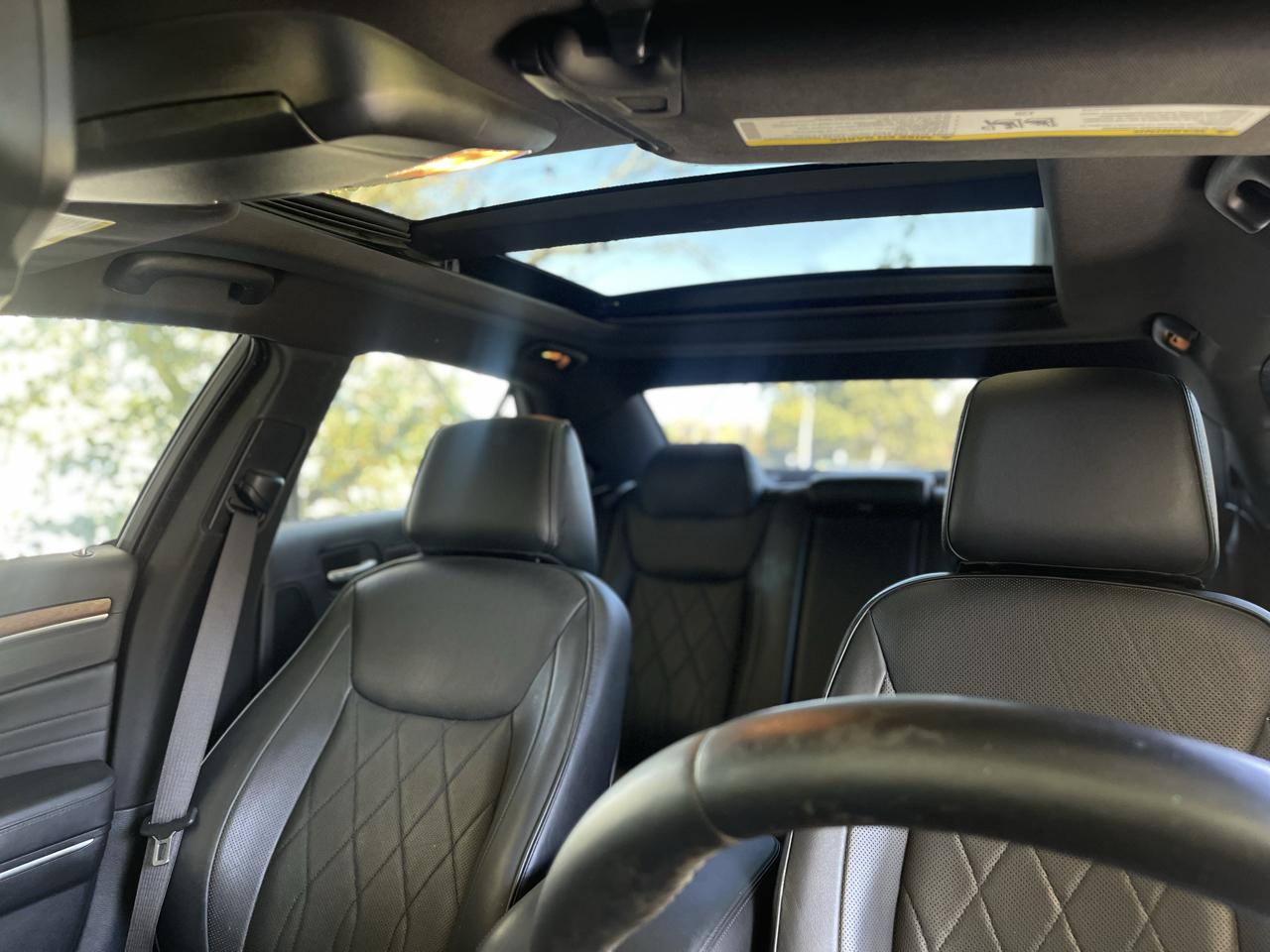 Chrysler 300 C Platinum RWD 2015