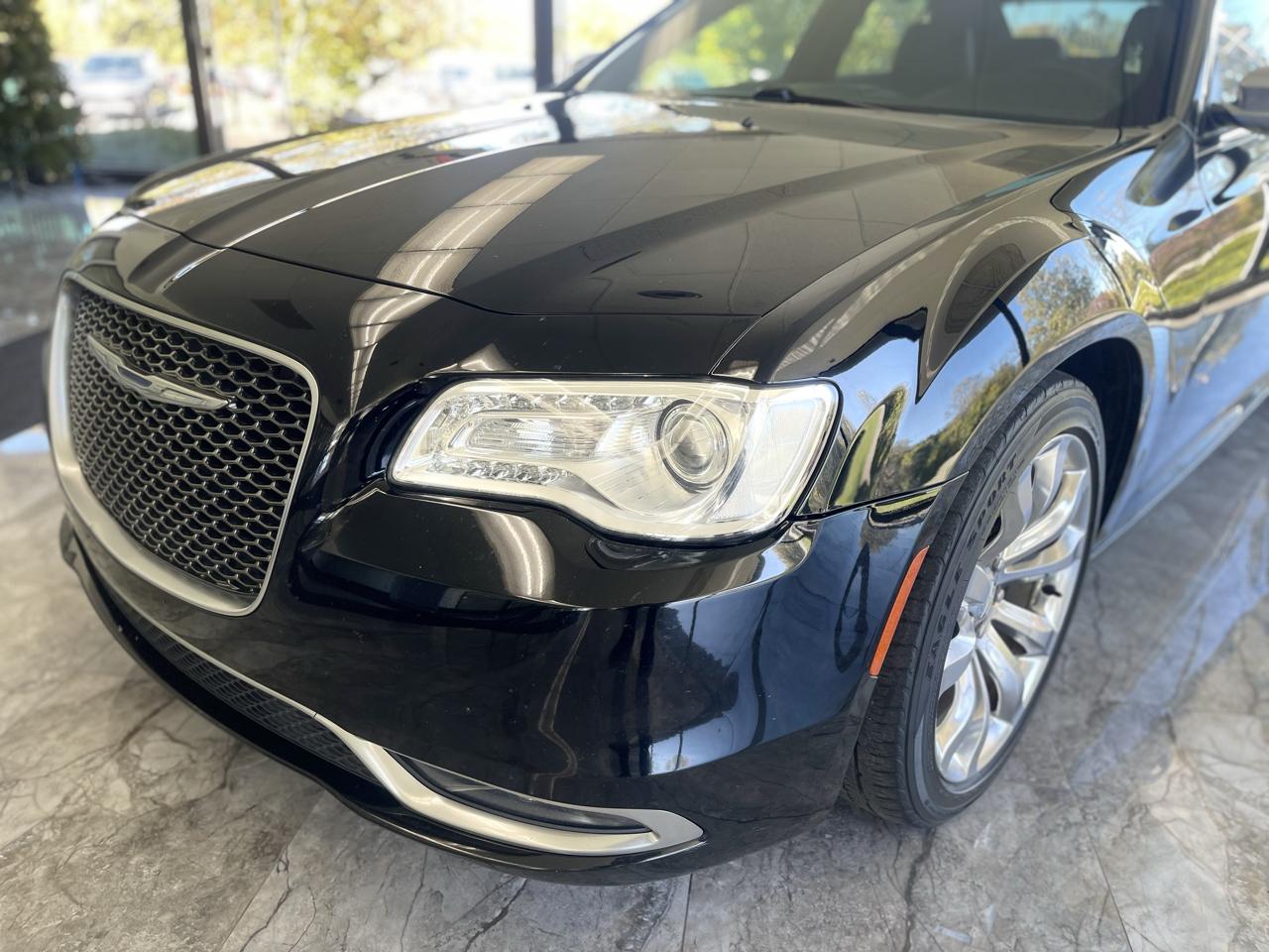 Chrysler 300 C Platinum RWD 2015