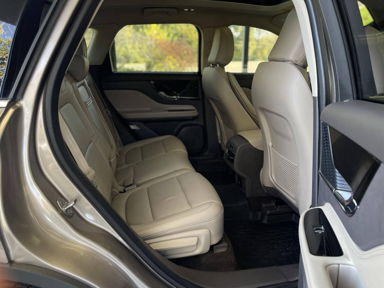 Lincoln Corsair Base AWD 2021