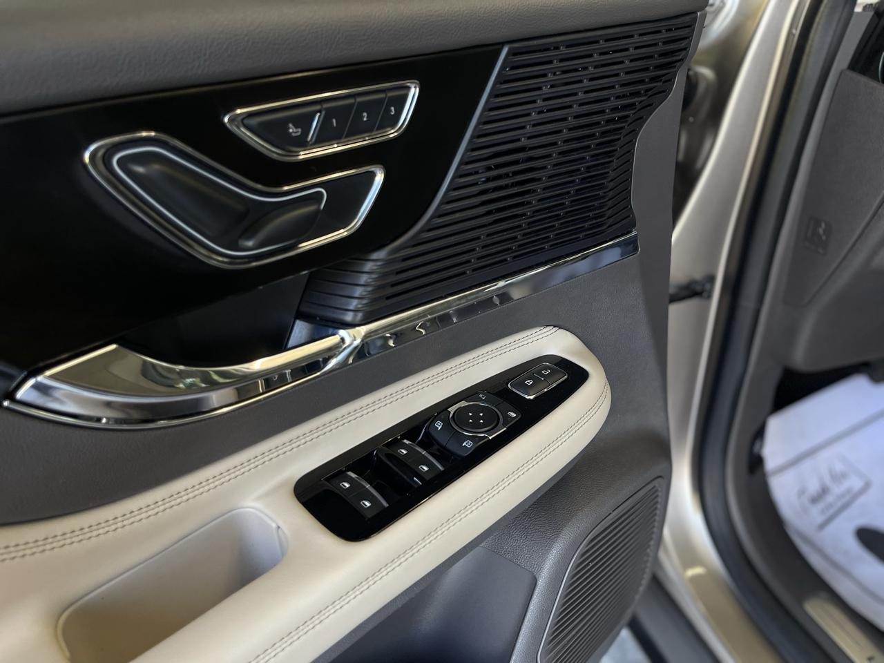 Lincoln Corsair Base AWD 2021