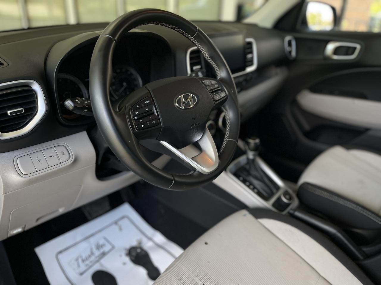 Hyundai Venue SEL 2022
