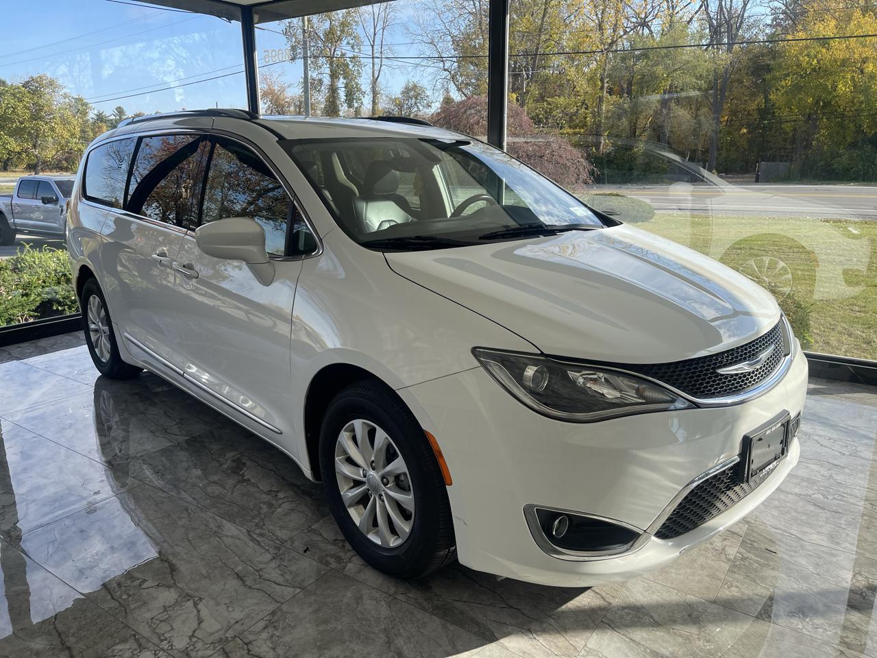 Chrysler Pacifica Touring-L 2019