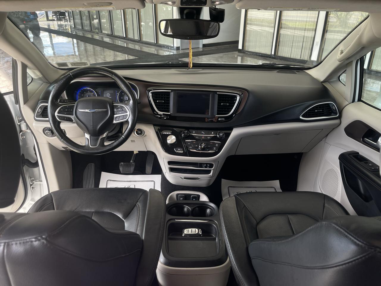 Chrysler Pacifica Touring-L 2019