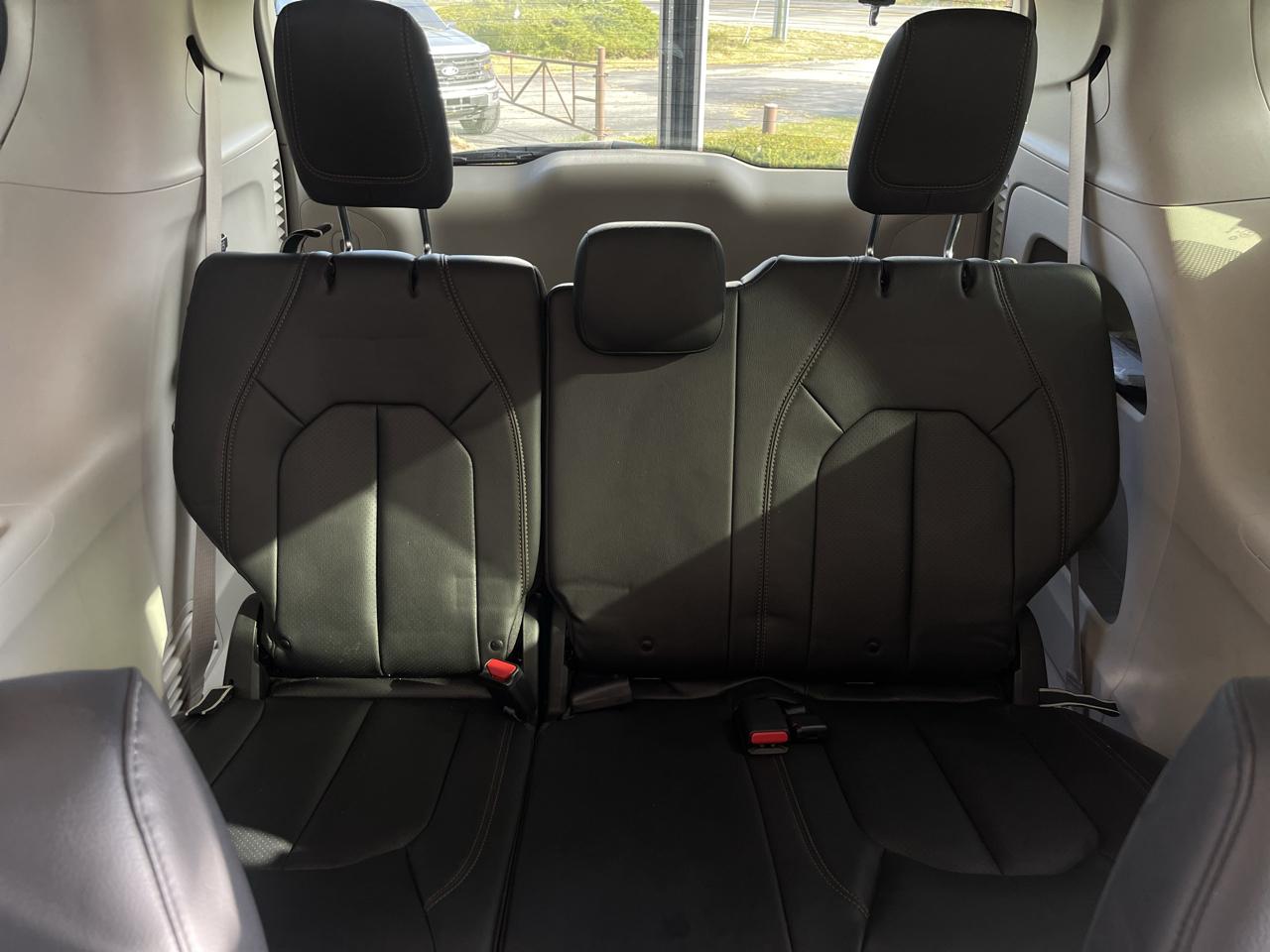 Chrysler Pacifica Touring-L 2019