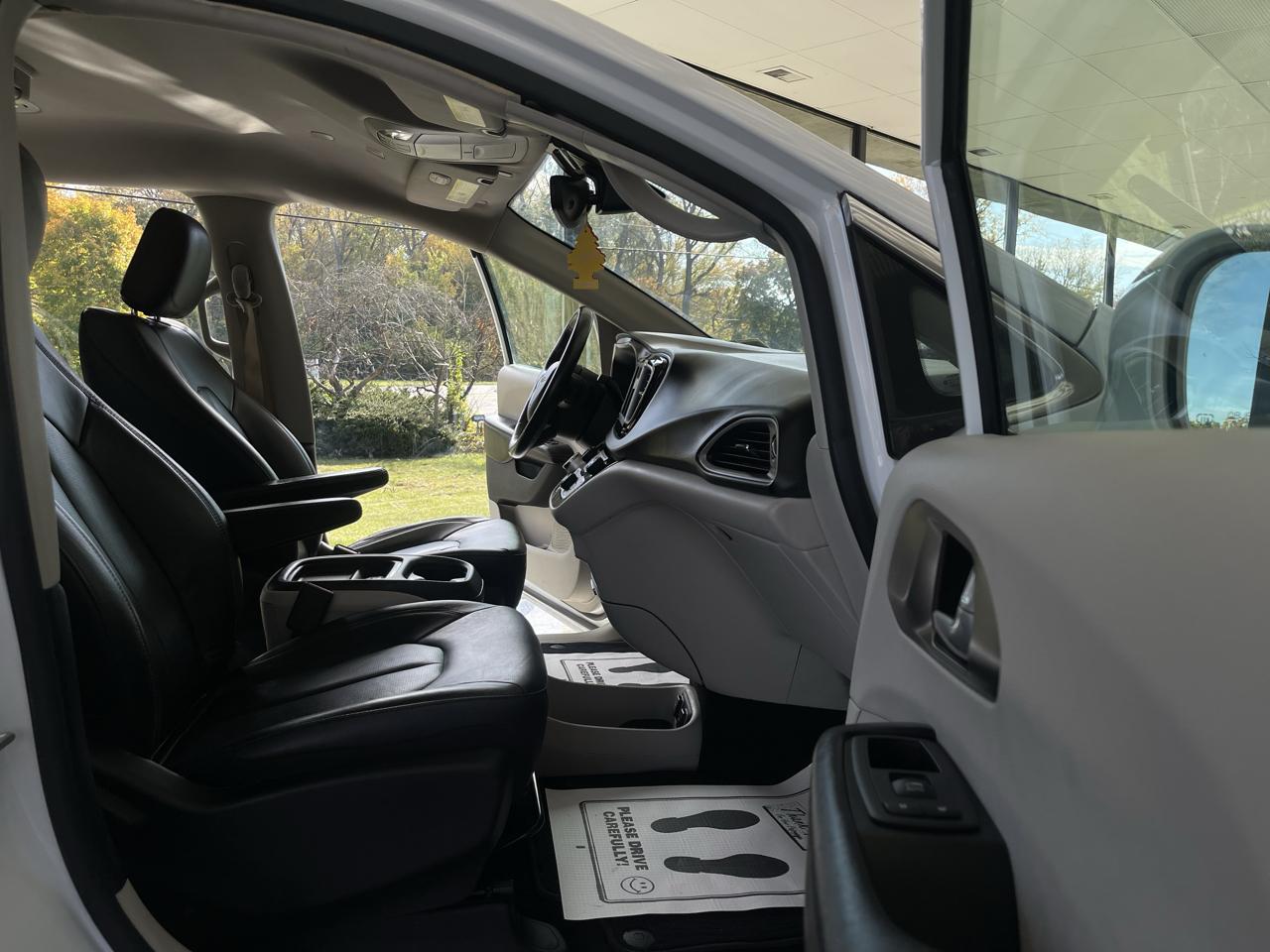 Chrysler Pacifica Touring-L 2019