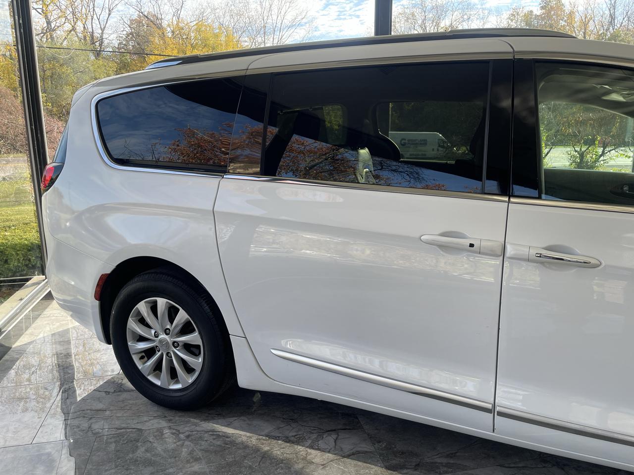 Chrysler Pacifica Touring-L 2019