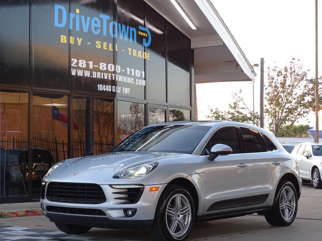 2016 Porsche Macan S