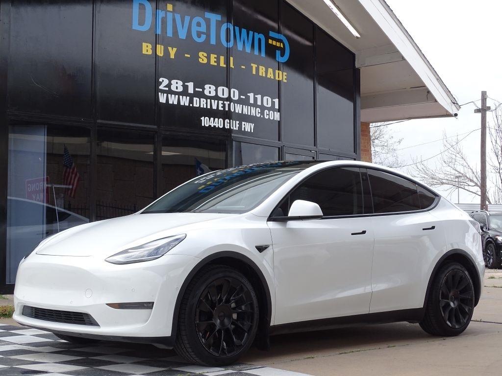 2022 Tesla Model Y Long Range AWD