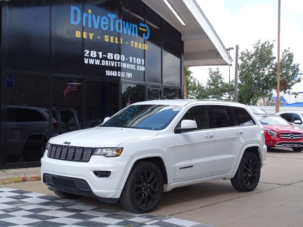2018 Jeep Grand Cherokee Laredo 2WD