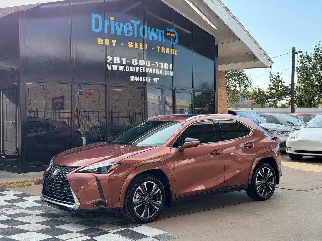2026 Lexus UX 300h F SPORT Design