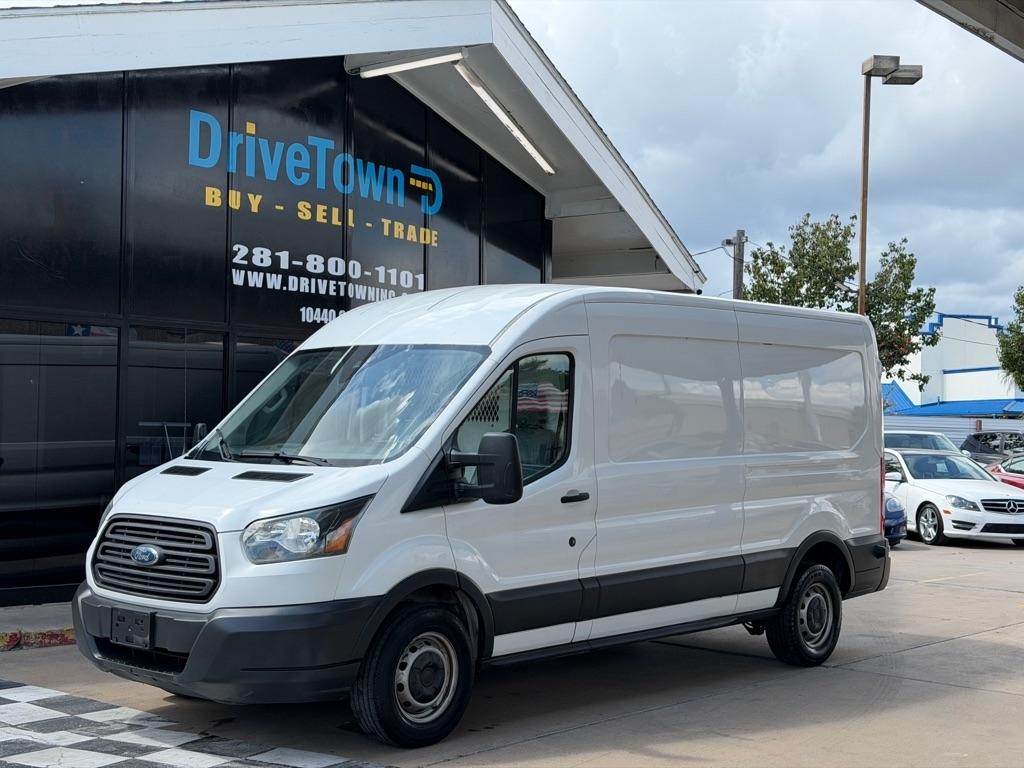 2018 Ford Transit 350 Van Med. Roof w/Sliding Pass. 148-in. WB