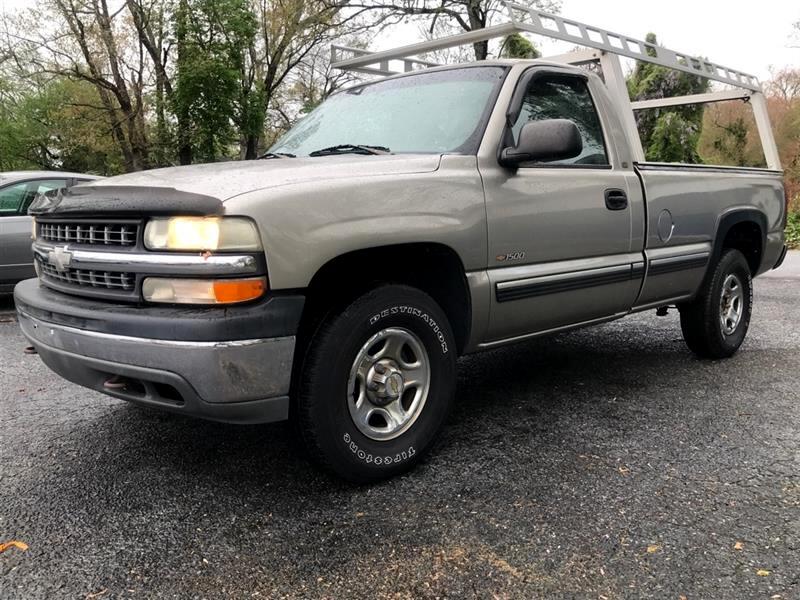 2000 Chevrolet Silverado 1500 Reg. Cab Short Bed 4WD