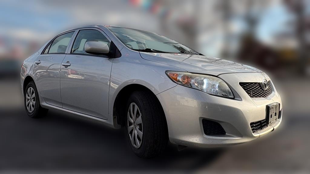 2010 Toyota Corolla LE 4-Speed AT