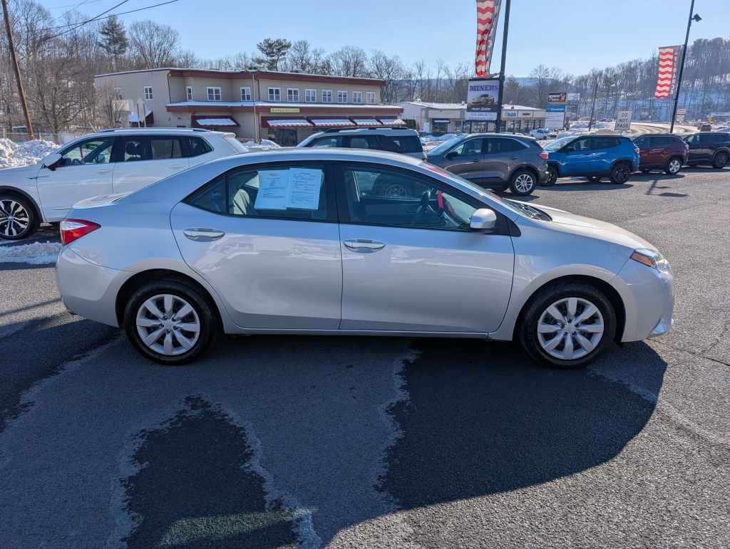 Toyota Corolla LE CVT 2015