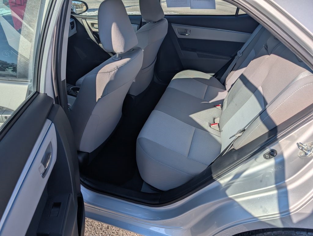 Toyota Corolla LE CVT 2015