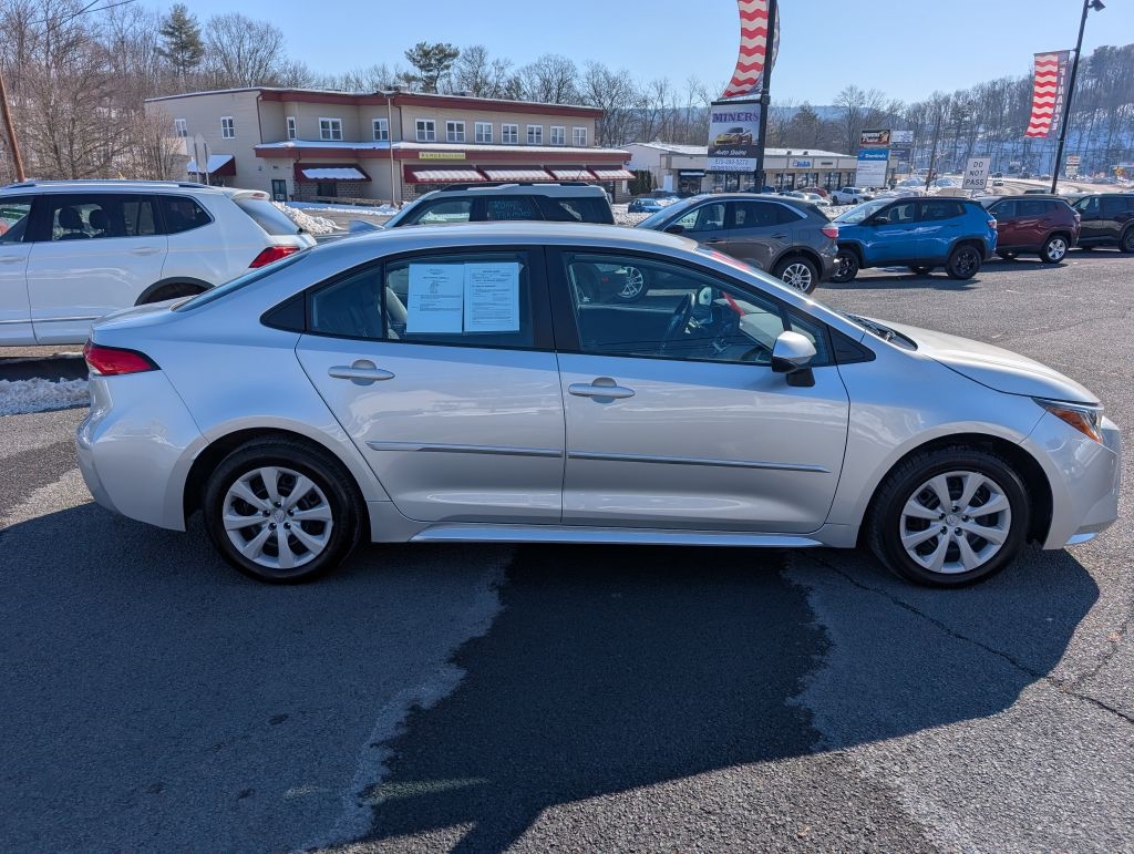 Toyota Corolla LE 2023