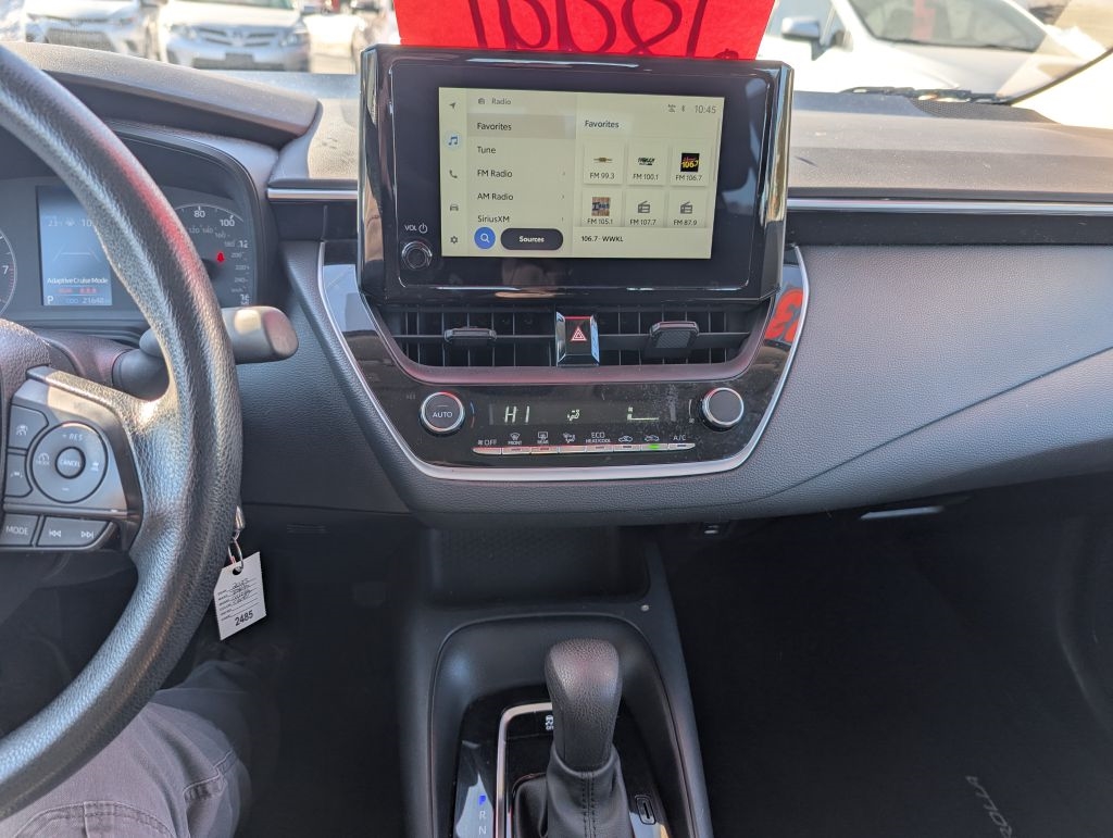 Toyota Corolla LE 2023